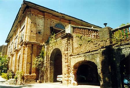 Sarrat – Museo Ilocos Norte.